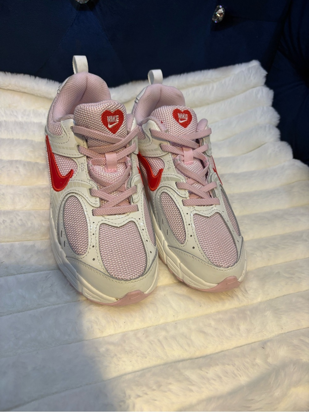 Nike Kids Pink & Red Heart Detail Sneakers
